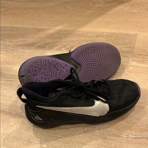 Nike Black and Purple Athletic Shoes